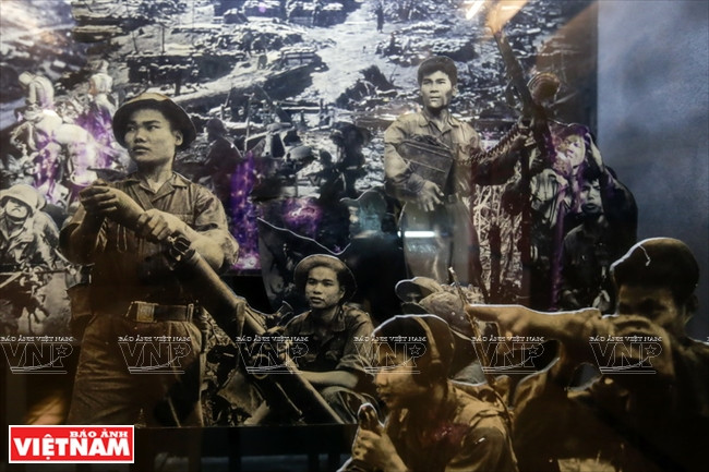 Image de soldats de libération du Sud participant à la bataille de Khe Sanh.