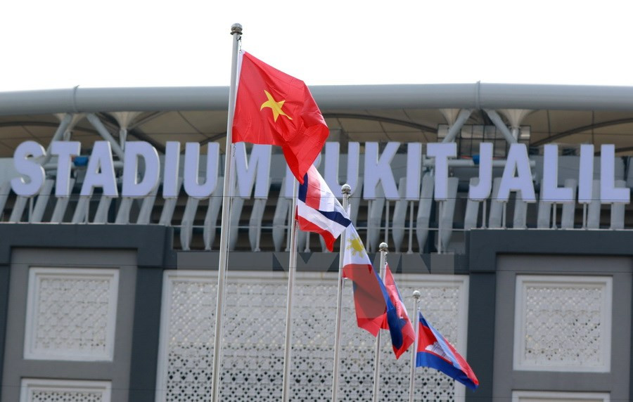  Le drapeau national du Vietnam est hissé lors de la cérémonie de lever des drapeaux des pays participant aux SEA Games 29.