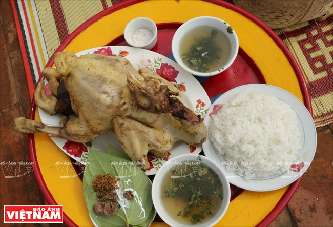 Un repas pour les ancêtres et les génies.