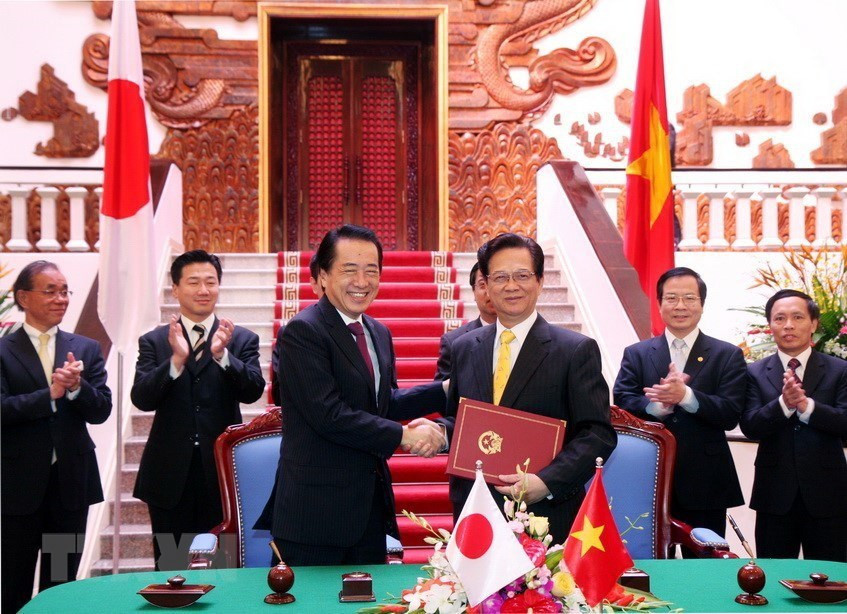 Le 31 octobre 2010 à Hanoï, l’ancien Premier ministre Nguyen Tan Dung (droite) et son homologue japonais Naoto Kan ont signé une déclaration commune Vietnam-Japon.