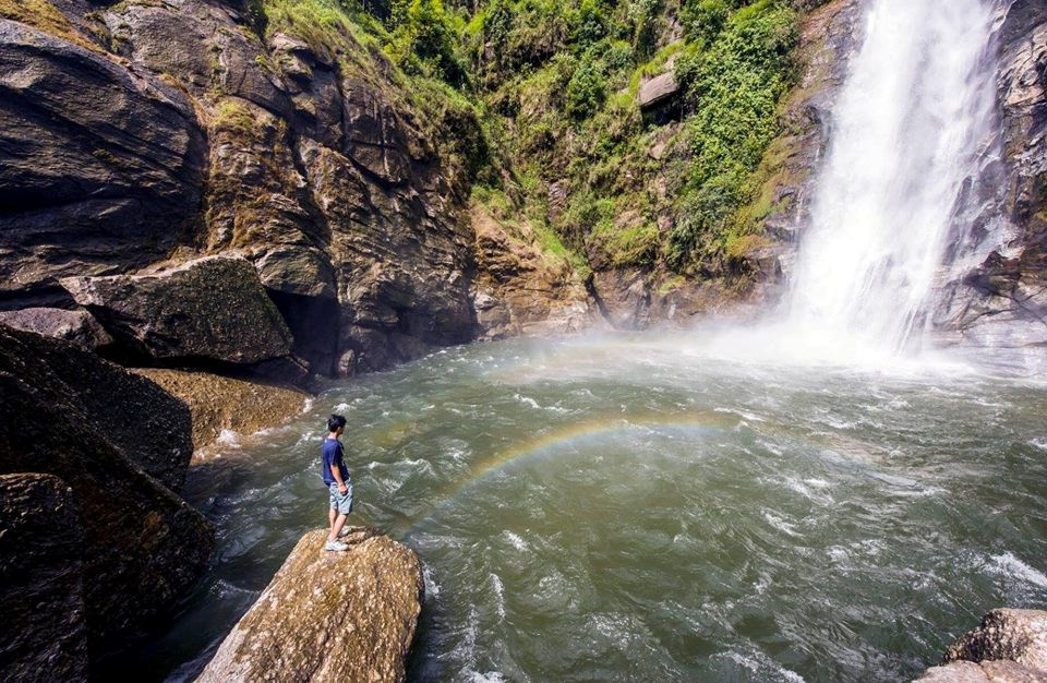 Une chute d’eau à Hoàng Su Phì.