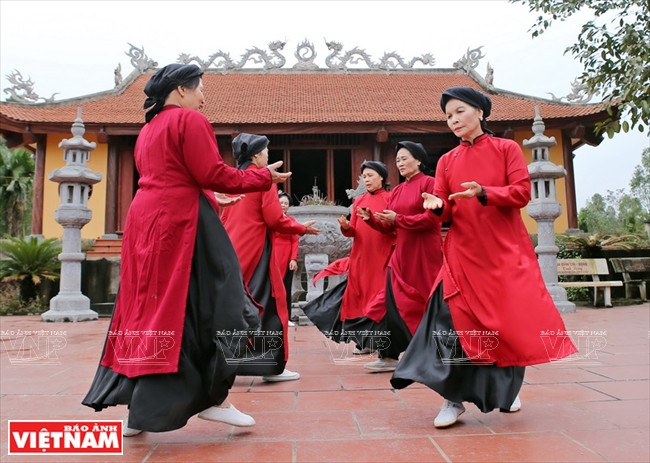 Les danses du Hat xoan décrivent la vie quotidienne des paysans sur la terre ancestrale des rois Hung.