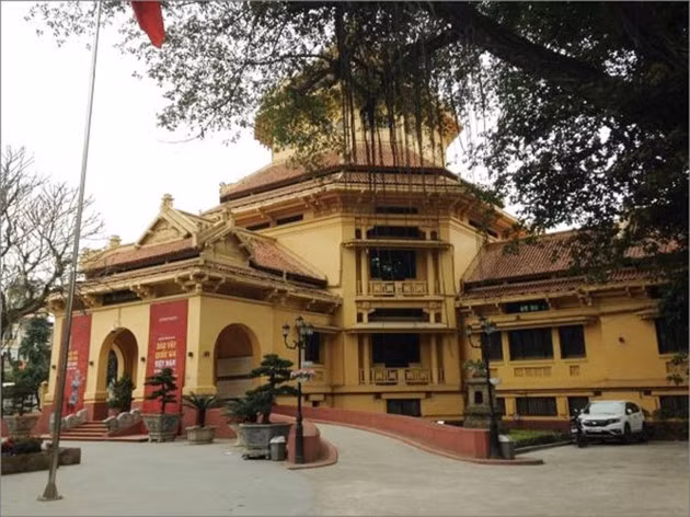 Le Musée de l’Histoire nationale conserve des objets et des documents précieux sur l’édification et la défense du pays. Photo: PV/VOV5