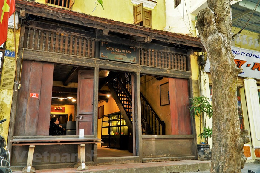L'ancienne maison Ma May, au 87 rue Ma May fait partie d'une des 14 anciennes maisons dans l'ancien quartier de Hanoï. Elle été construite vers la fin du 19e siècle. Photo : Minh Hieu/Vietnam+