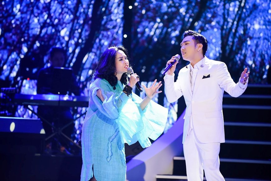 Thanh Lam et Quang Ha. Photo: VietnamPlus