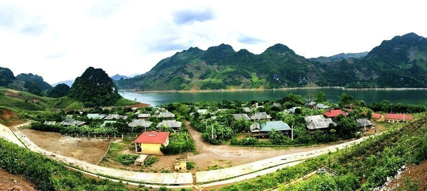 Un village de l'ethnie Dao dans la commune de Huoi So, district de Tua Chua. 
