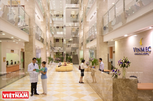 L’Hôpital Vinmec, l'un des hôpitaux privés les plus modernes du Vietnam. Photo: Archives de Vingroup.