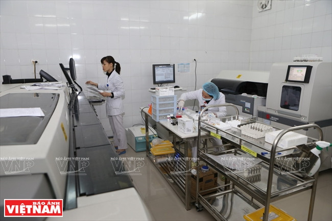 Les laboratoires d'analyse biochimique de l’hôpital. 