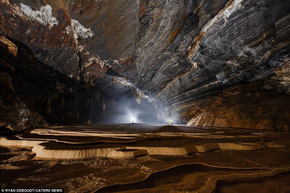 Cette caverne a été découverte en août 2015.