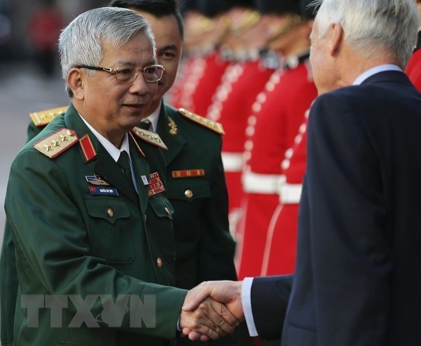 La délégation du ministère vietnamien de la Défense conduite par son vice-ministre, le général Nguyen Chi Vinh, a participé le 8 septembre 2016 à la réunion des ministres de la Défense sur le maintien de la paix des ONU à Londres.