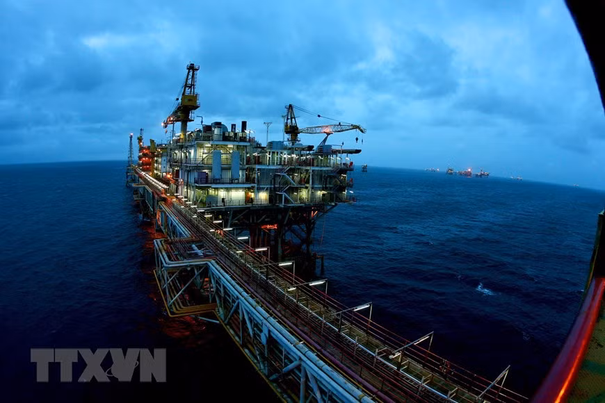 La plate-forme technologique centrale No3 au champ de Bach Ho. 