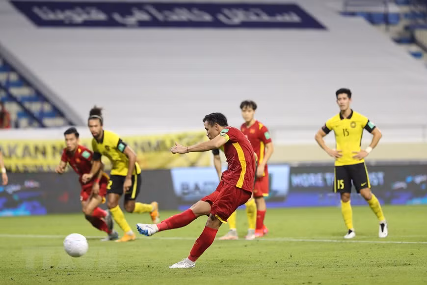 A la 82e minute, le Vietnam écope d'un penalty et Que Ngoc Hai n'a pas manqué l'occasion de porter le score à 2-1.