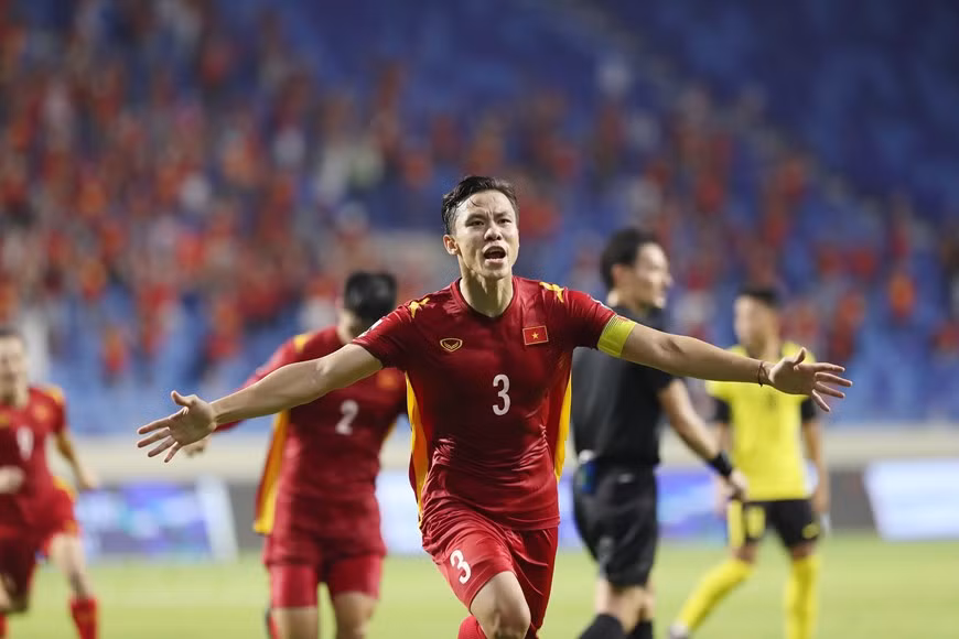 Avec sa victoire 2-1 sur la Malaisie lors du match tenu le 11 juin à Dubaï, le Vietnam a conforté sa première place dans le groupe G du 2e tour des éliminatoires de la zone Asie de la Coupe du Monde 2022.
