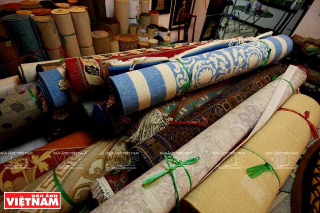 Quelques modèles de tapis en laine de SAGOCA.