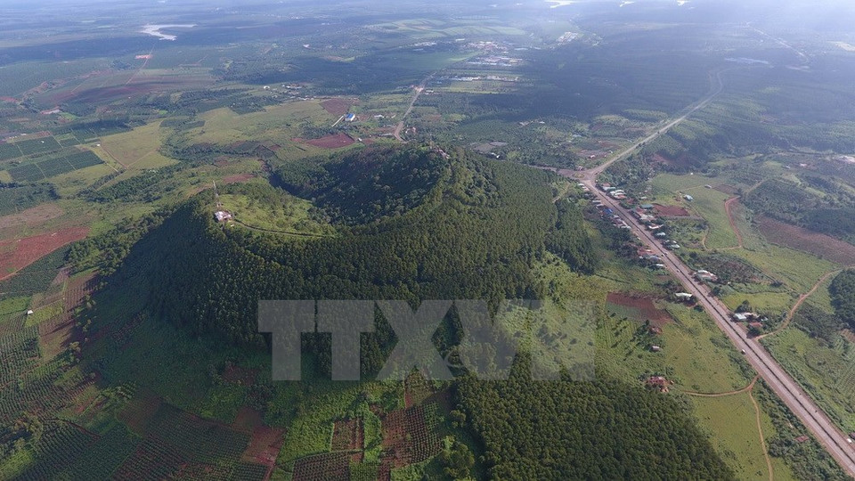 Le mont Ham Rong dans la ville de Pleiku