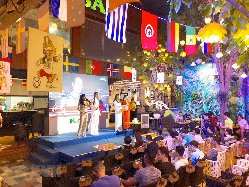 Une atmosphère passionnante enflamme les localités.