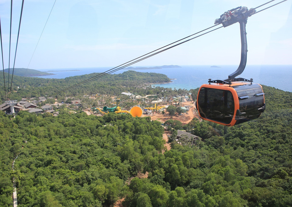 Un parc d'attraction est en cours de construction sur l'île de Hon Thom. Photo VNA