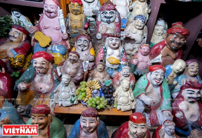 La collection de statues de "Ong Dia", un symbole de la culture du Sud.