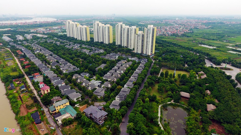 Situé à environ 10 km au sud-est du centre-ville, Ecopark est le plus grand quartier urbain écologique du Nord du Vietnam.