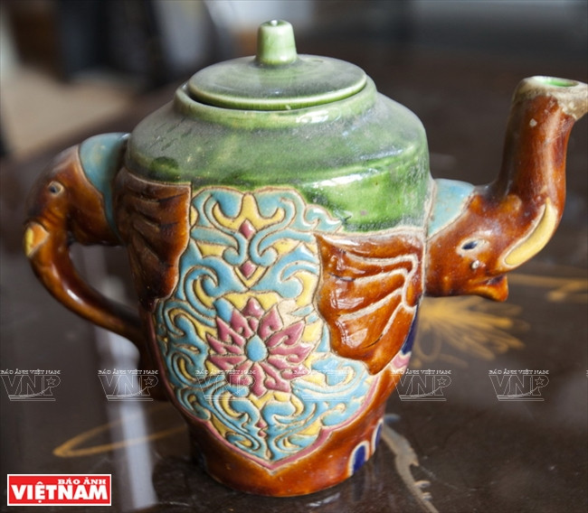 D’antiques théières de Biên Hoa ou du Nam Bô.