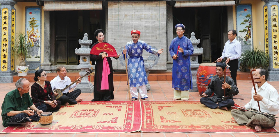  Le village de Khuốc, l'un des berceaux du chèo, conserve encore les mélodies traditionnelles de cet opéra folklorique du Nord du Vietnam