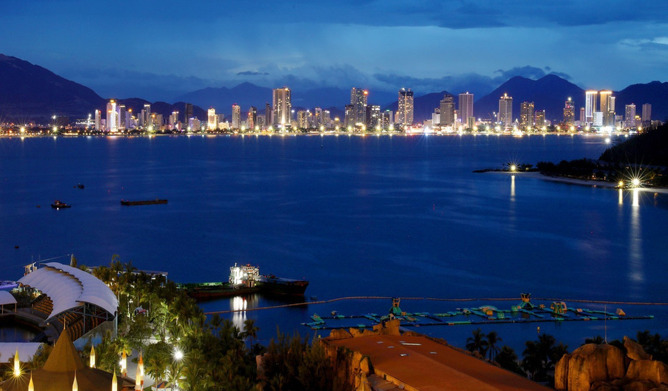 Nha Trang bénéficie d'un climat agréable avec une température moyenne de 26,3 ° C et moins affectée par les typhons. Photo : VNA