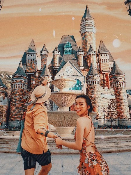  Un des magnifiques châteaux à Vinpearl Land Nha Trang.