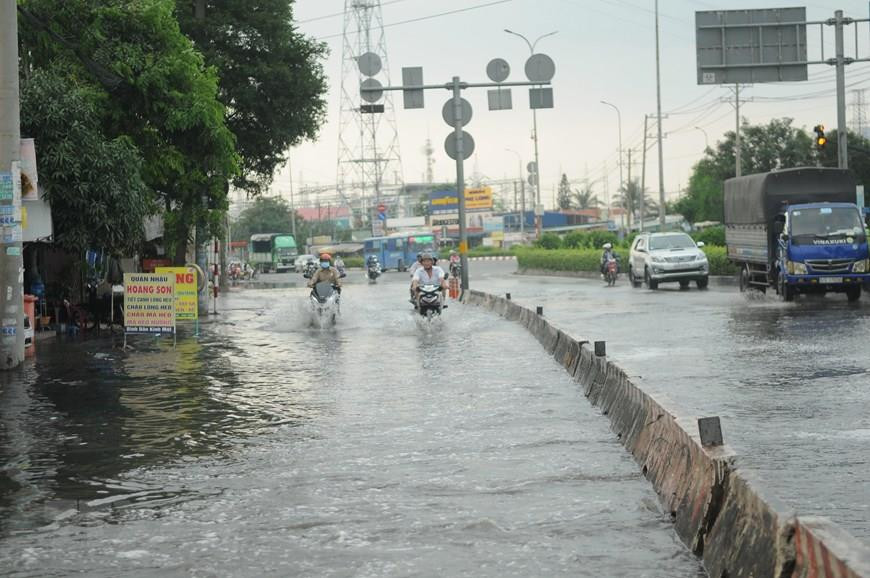  La rue Kinh Duong Vuong, dans l'arrondissement de Binh Tan.