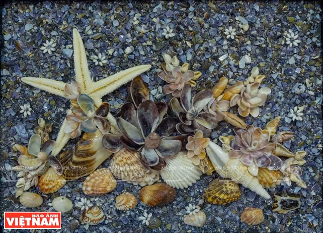  Ce travail l’a amenée à rencontrer de nombreuses personnes. De plus, il contribue à embellir l'environnement avec des matériaux non toxiques, et à confectionner de beaux objets, ce qui me rend très heureuse, a partagé Hieu. 