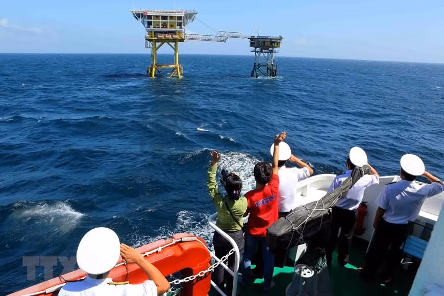  La construction de ces plateformes a marqué un jalon important dans la défense de la souveraineté nationale sur le plateau continental du Sud. 