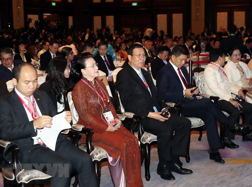  La présidente de l’AN Nguyen Thi Kim Ngan assiste à la cérémonie d’ouverture de l’AIPA 40.