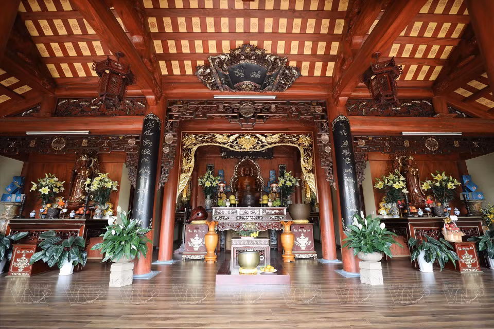 A l'intérieur de la pagode. 
