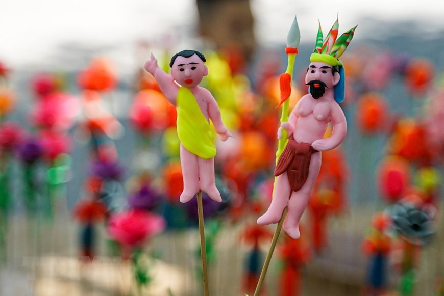 Une figurine inspirée du roi "Hung".