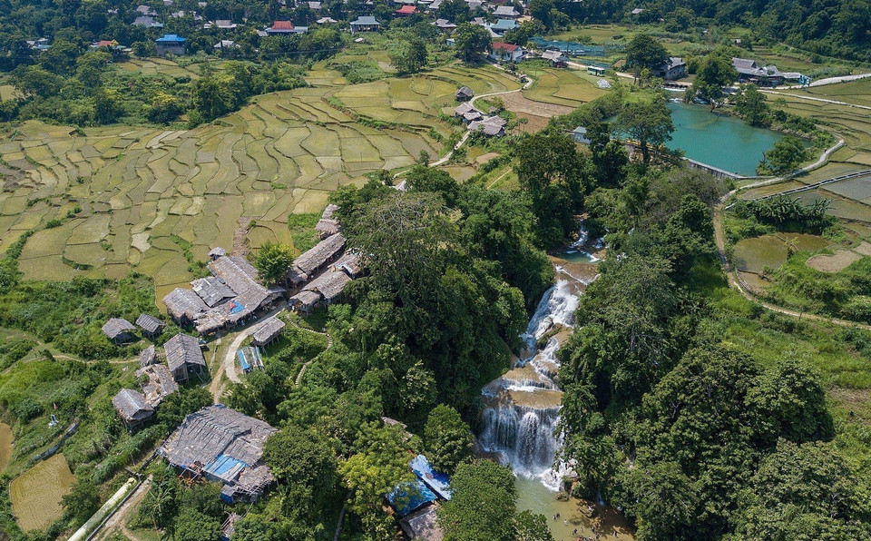 La cascade de Mu vue d'en haut.