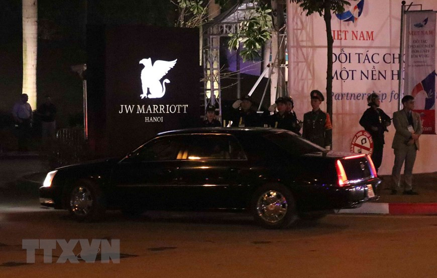  La voiture Beast transporte le président américain Donald Trump à l'hôtel JW Marriott. 