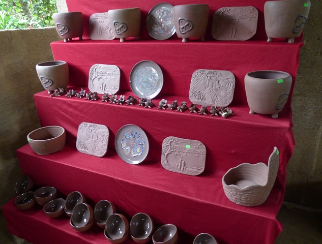 Le village de Phuoc Tich est célèbre dans tout le pays pour ses poteries.