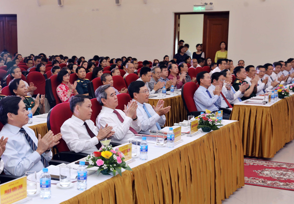 Des délégués participant à la cérémonie de remise des récompenses du Prix national de l’information pour l’étranger 2017