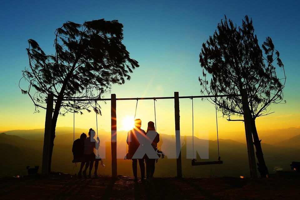  Crépuscule au sommet du col de Pha Din. 