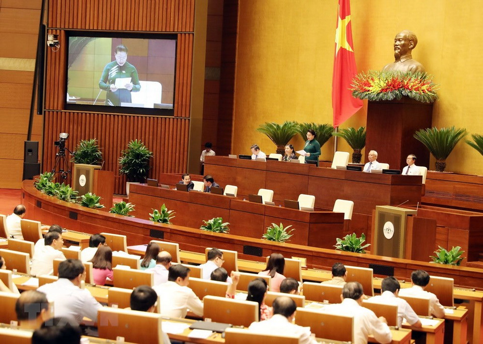  La présidente de l’Assemblée nationale Nguyen Thi Kim Ngan à la séance d’interpellations. 
