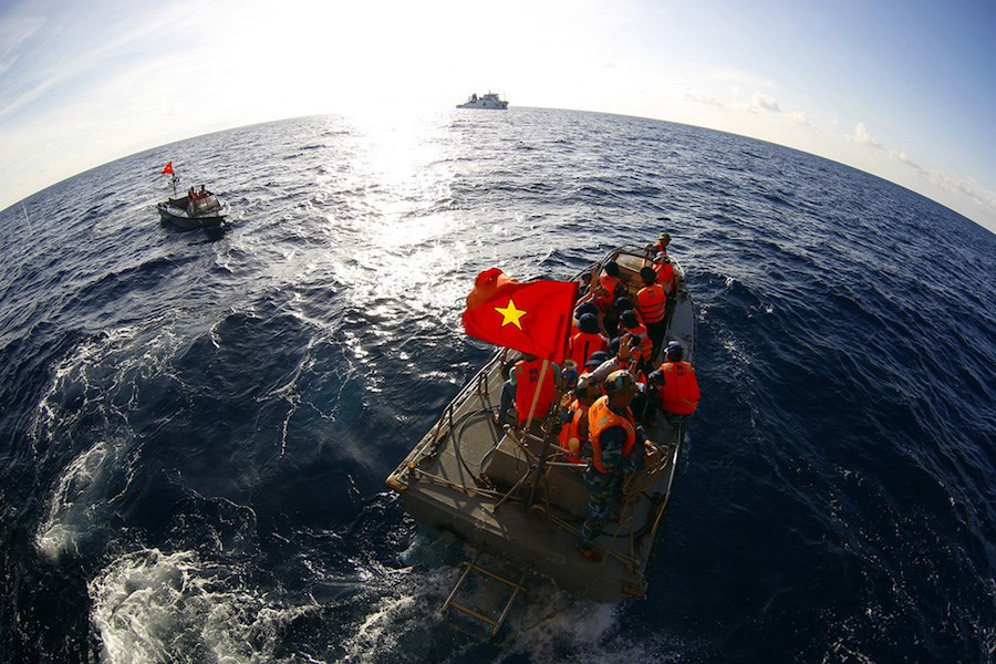 L'oeuvre "Tổ quốc nhìn từ biển" (La Patrie vue de la mer) de Tran Thành. 