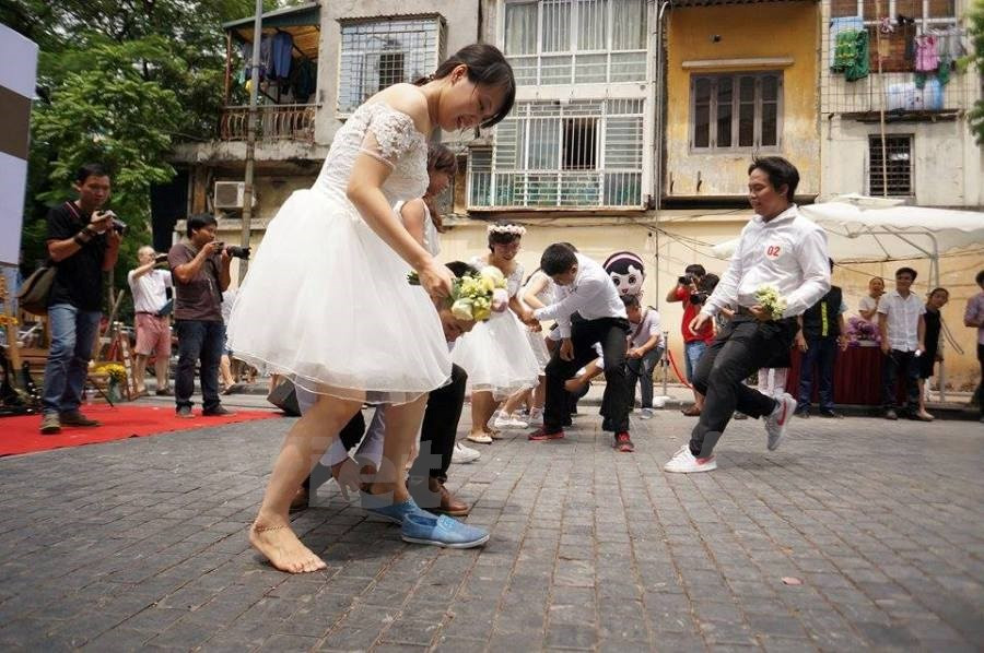Pas le temps de s'arrêter ! Photo : Minh Son/VNA