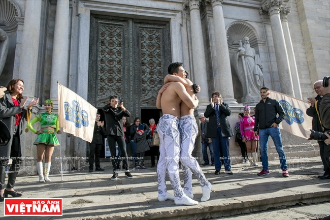 La joie et le bonheur après le record. Photo: Archives.