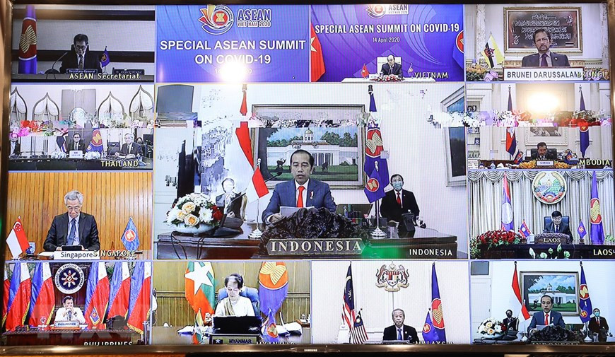 ...du président indonésien Joko Widodo...