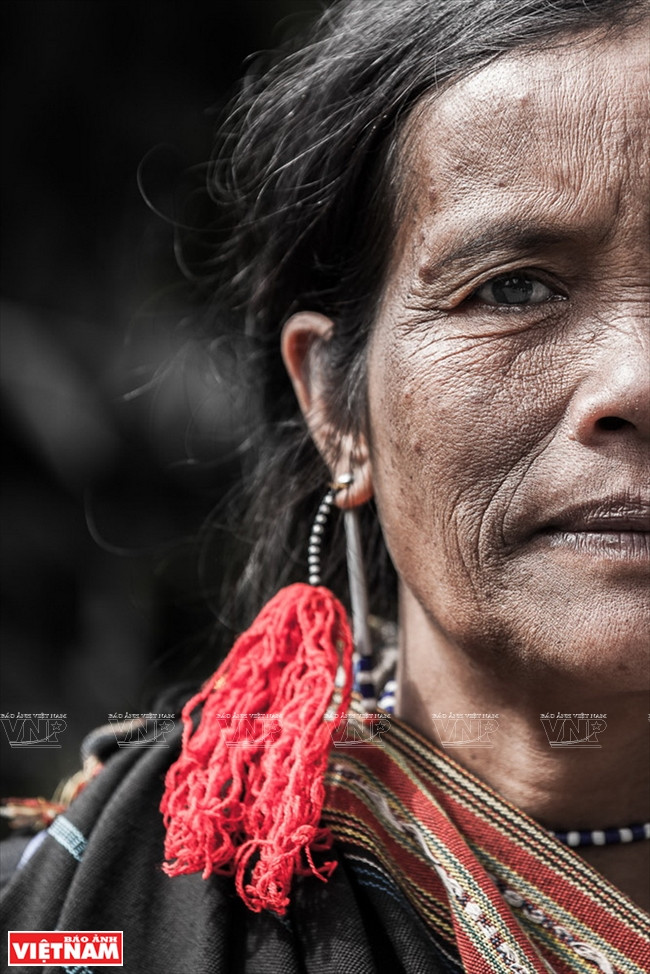 Une femme d’ethnie Hrê.