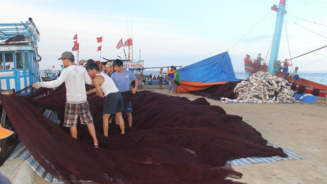 Ramassage des filets.