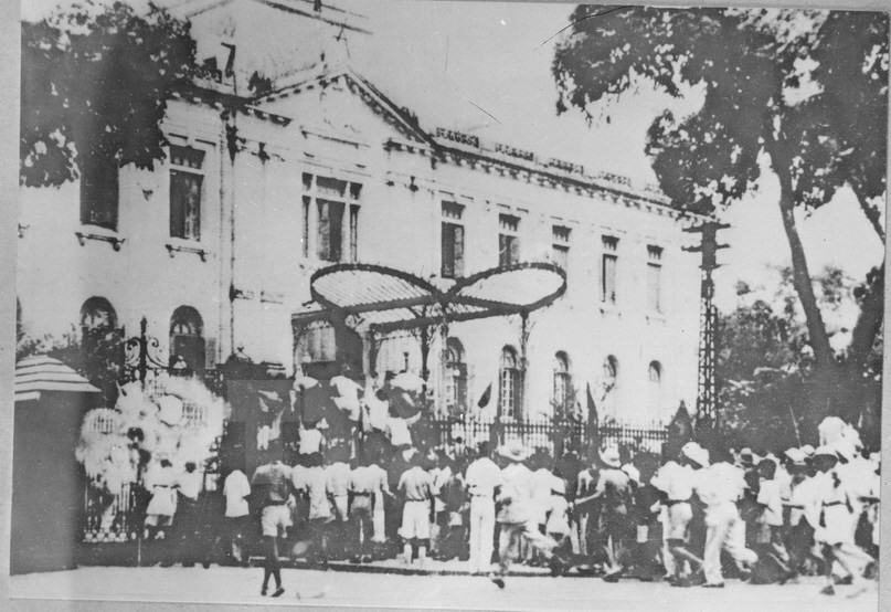 Le palais du Gouverneur du Tonkin était le symbole du pouvoir français au Nord. Source : archives de la VNA 