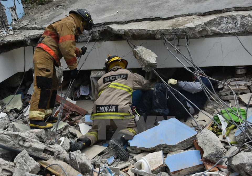 Quelque 10.000 soldats et 4.600 policiers ont été envoyés dans la nuit vers les zones sinistrées pour aider la population.