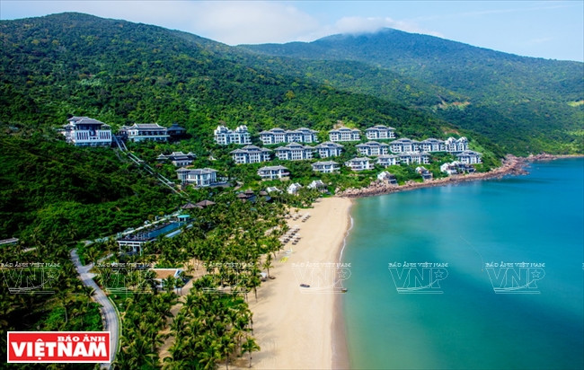 L’InterContinental Danang Sun Peninsula Resort : "Meilleur Resort de luxe du monde 2015". C’est le lieu où se sont déroulés plusieurs événements importants de la Semaine des hauts dirigeants de l’APEC 2017 à Da Nang.