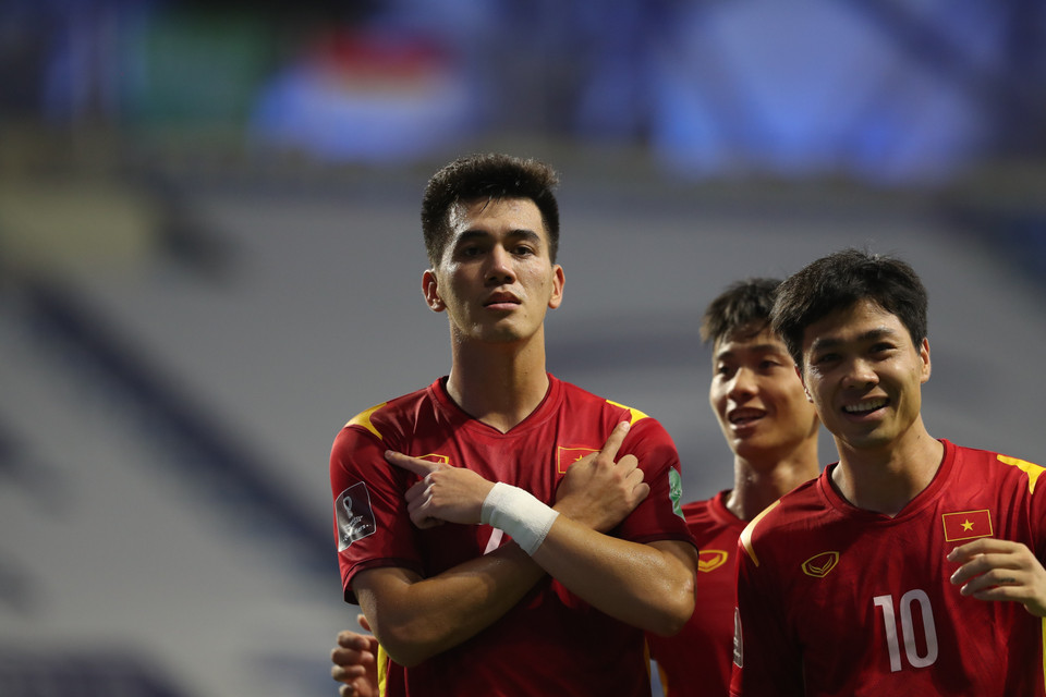 Tien Linh marque le premier but à la 51e minute.