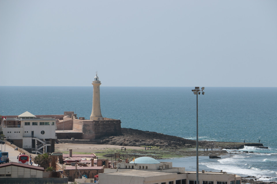 Le phare de Rabat, au bord de l’océan Atlantique.